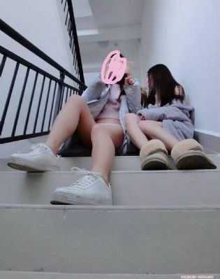 骚逼就得让操插的舒不舒服_BD高清在线